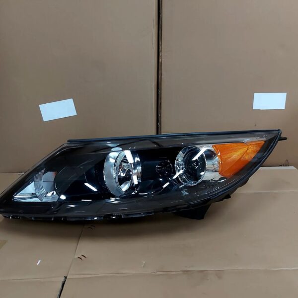 Headlight for Kia Sportage 2011-2012 LH